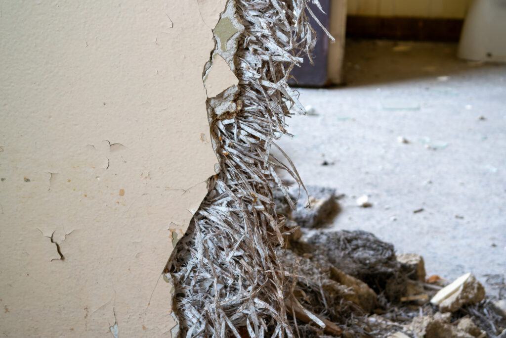 Why It’s Important to Hire a Professional for Asbestos Testing and Removal